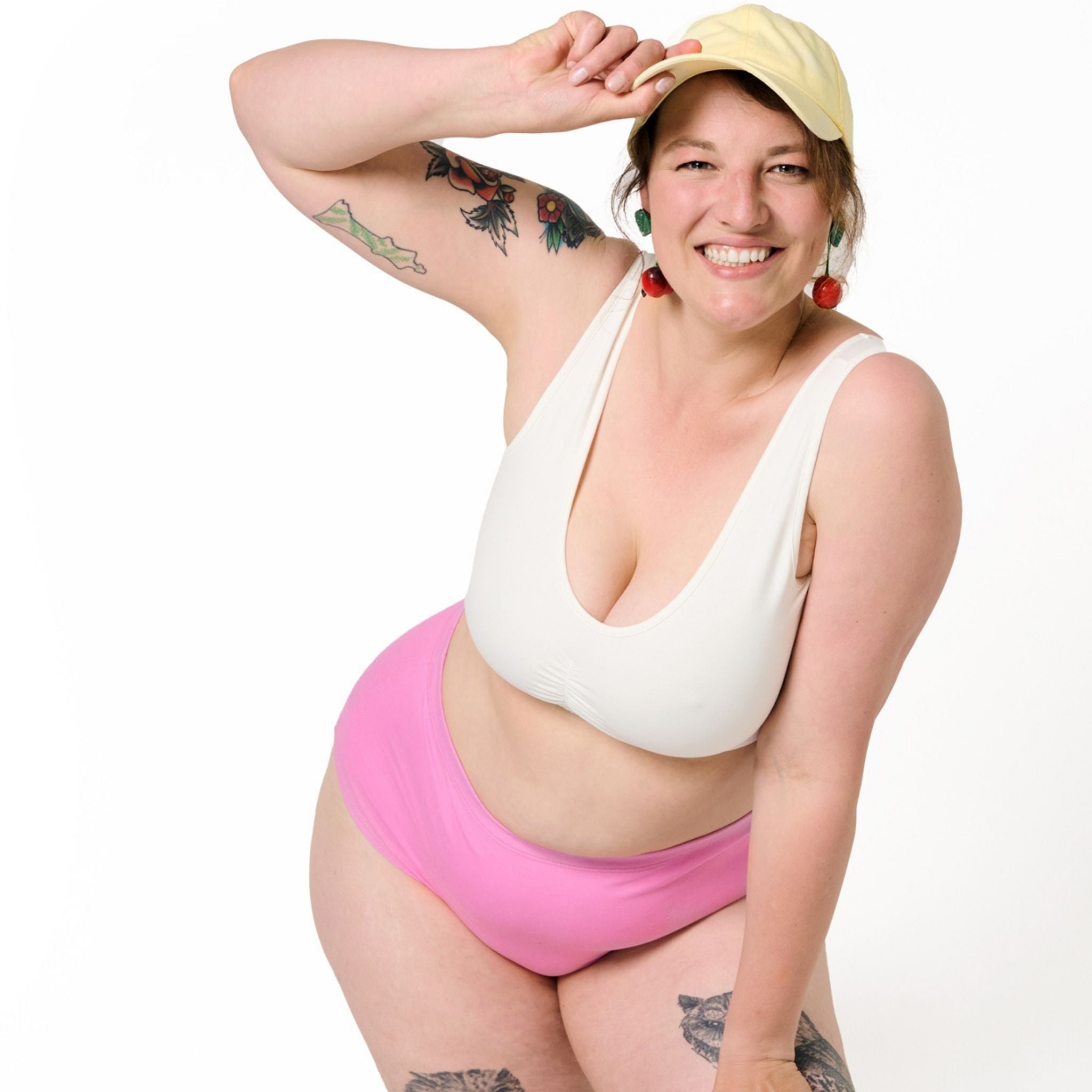 Bubblegum Pink High-Waist Panty for comfort in organic cotton made in europe