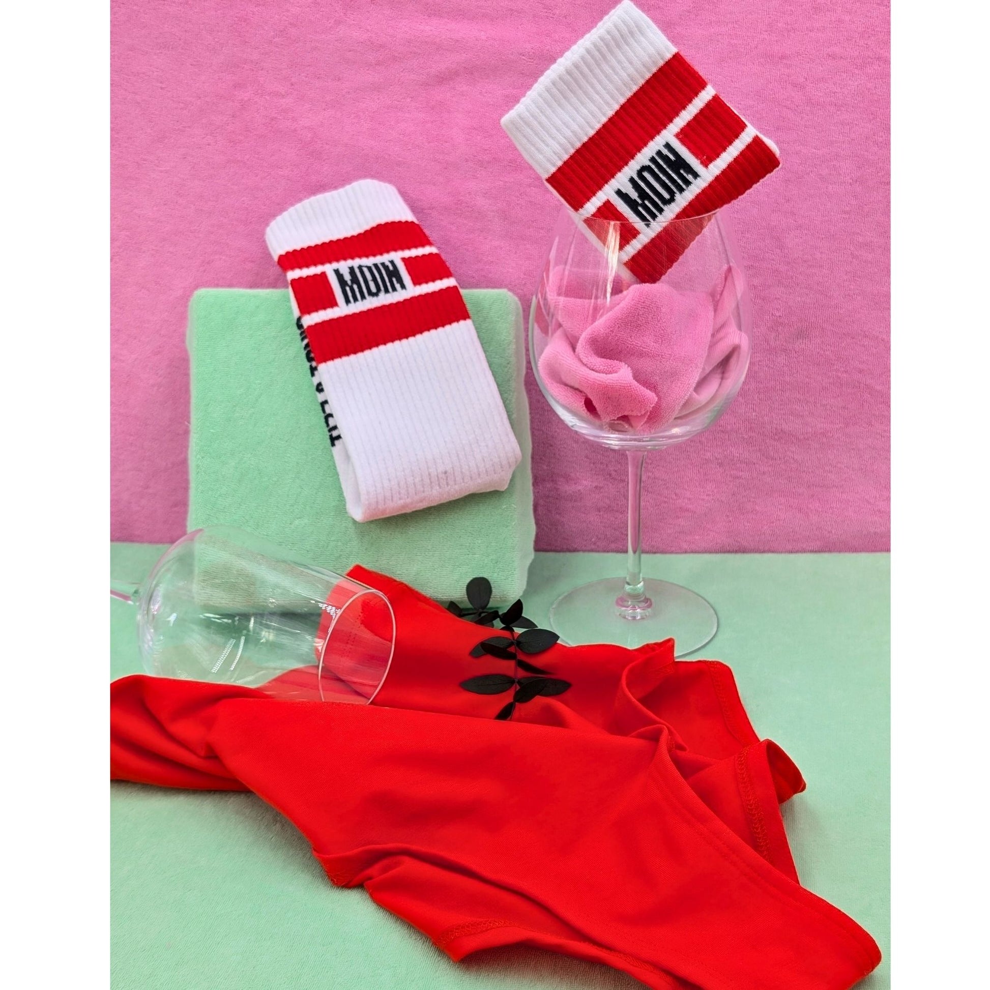 Chili Pepper Hi-Waist & MOIN Sock Gift Box Set